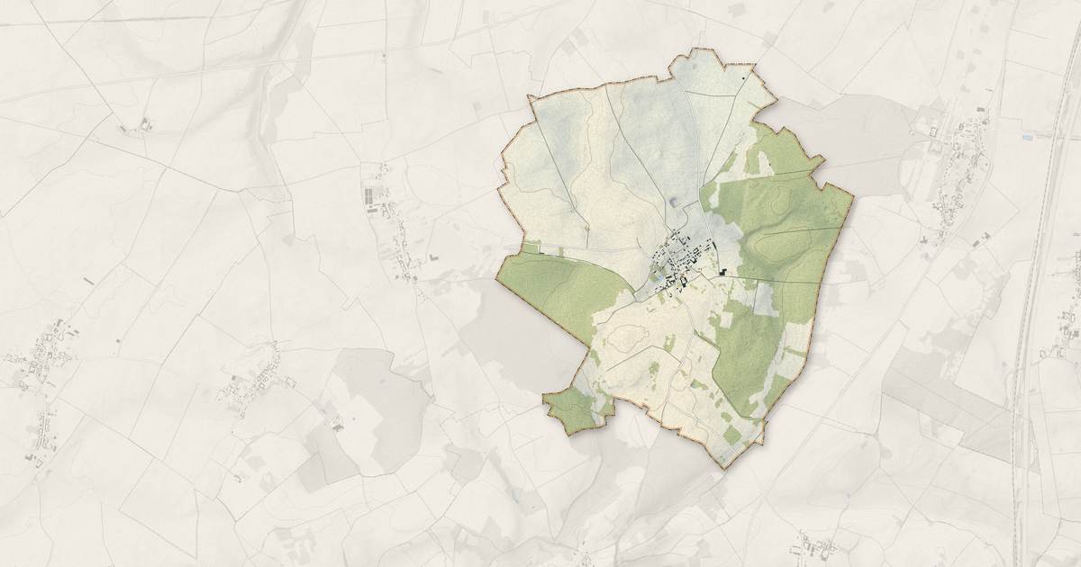 Portrait cartographique de Bus-la-Mésière : relief, eau, forêts, bâti et voies, calculés à partir des données de l'IGN