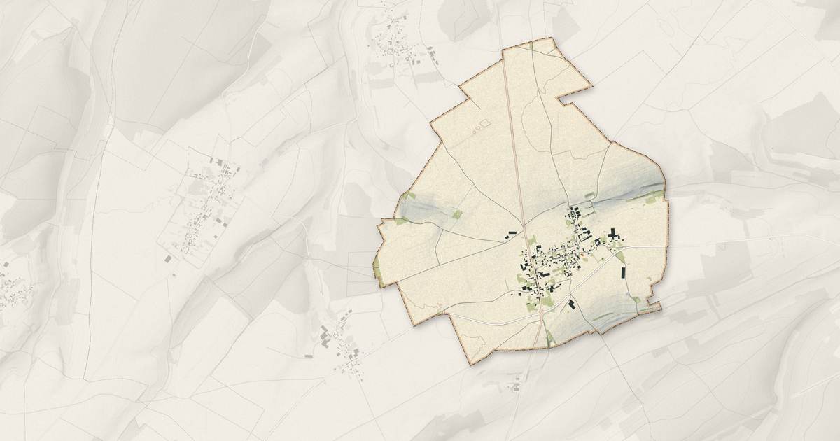 Portrait cartographique de Camps-en-Amiénois : relief, eau, forêts, bâti et voies, calculés à partir des données de l'IGN