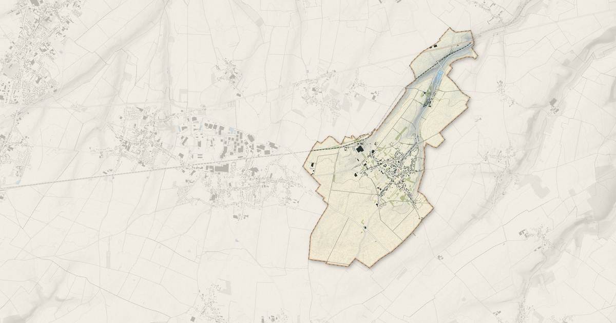 Portrait cartographique de Chépy : relief, eau, forêts, bâti et voies, calculés à partir des données de l'IGN