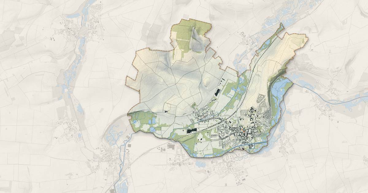 Portrait cartographique de Corbie : relief, eau, forêts, bâti et voies, calculés à partir des données de l'IGN