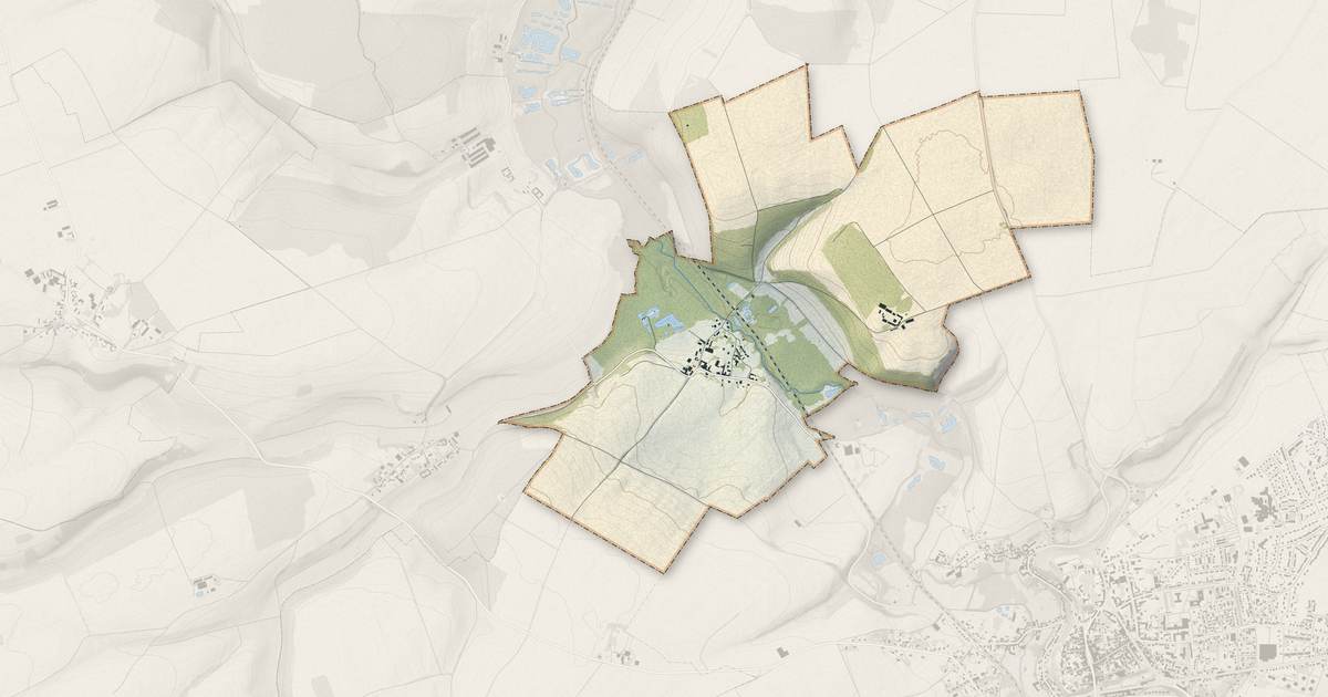 Portrait cartographique de Courtemanche : relief, eau, forêts, bâti et voies, calculés à partir des données de l'IGN