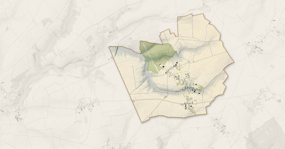 Portrait cartographique de Cramont : relief, eau, forêts, bâti et voies, calculés à partir des données de l'IGN