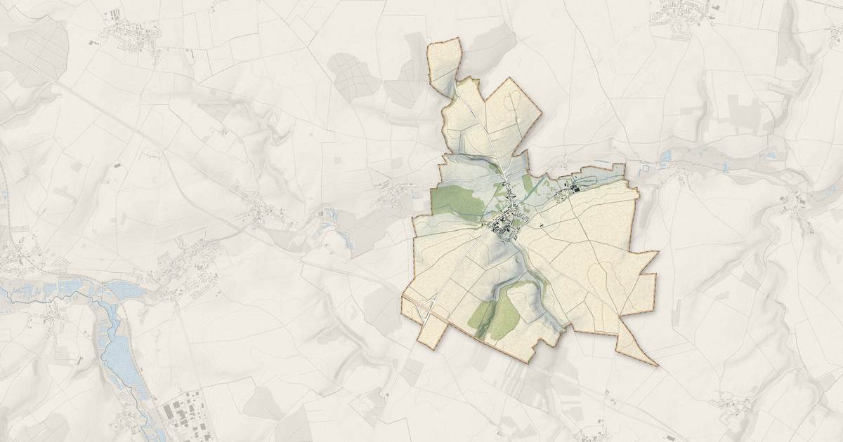 Portrait cartographique de Démuin : relief, eau, forêts, bâti et voies, calculés à partir des données de l'IGN