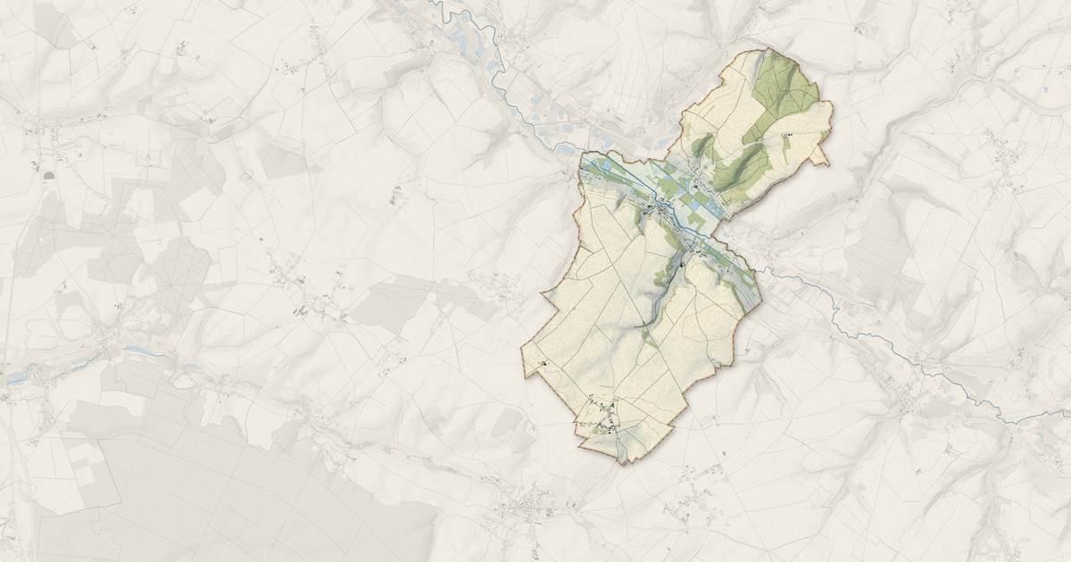 Portrait cartographique de Dompierre-sur-Authie : relief, eau, forêts, bâti et voies, calculés à partir des données de l'IGN