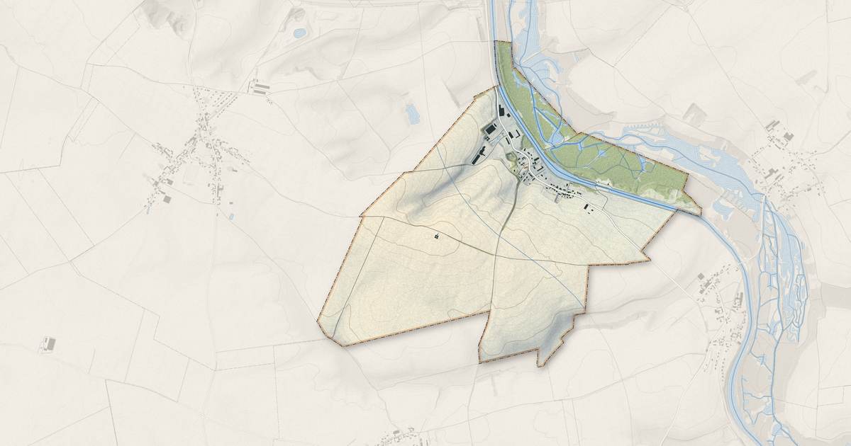 Portrait cartographique de Épénancourt : relief, eau, forêts, bâti et voies, calculés à partir des données de l'IGN
