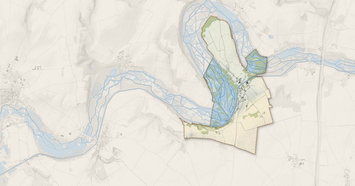 Portrait cartographique de Frise : relief, eau, forêts, bâti et voies, calculés à partir des données de l'IGN