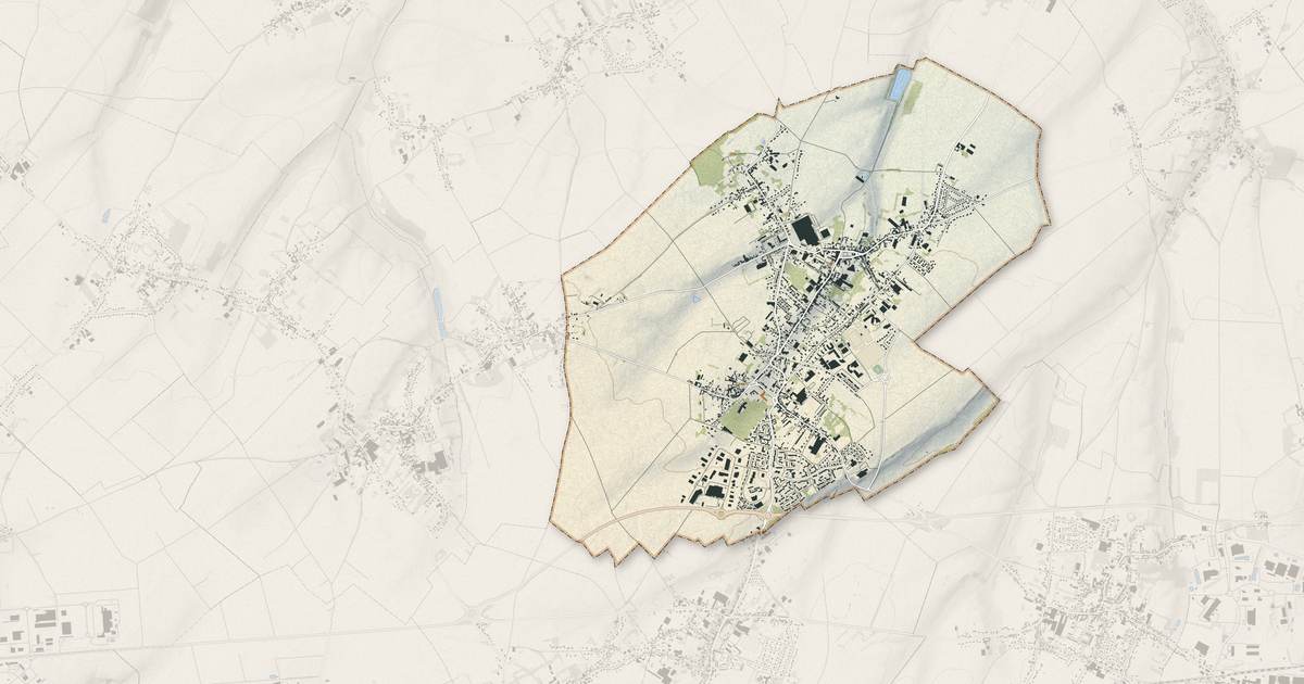 Portrait cartographique de Friville-Escarbotin : relief, eau, forêts, bâti et voies, calculés à partir des données de l'IGN