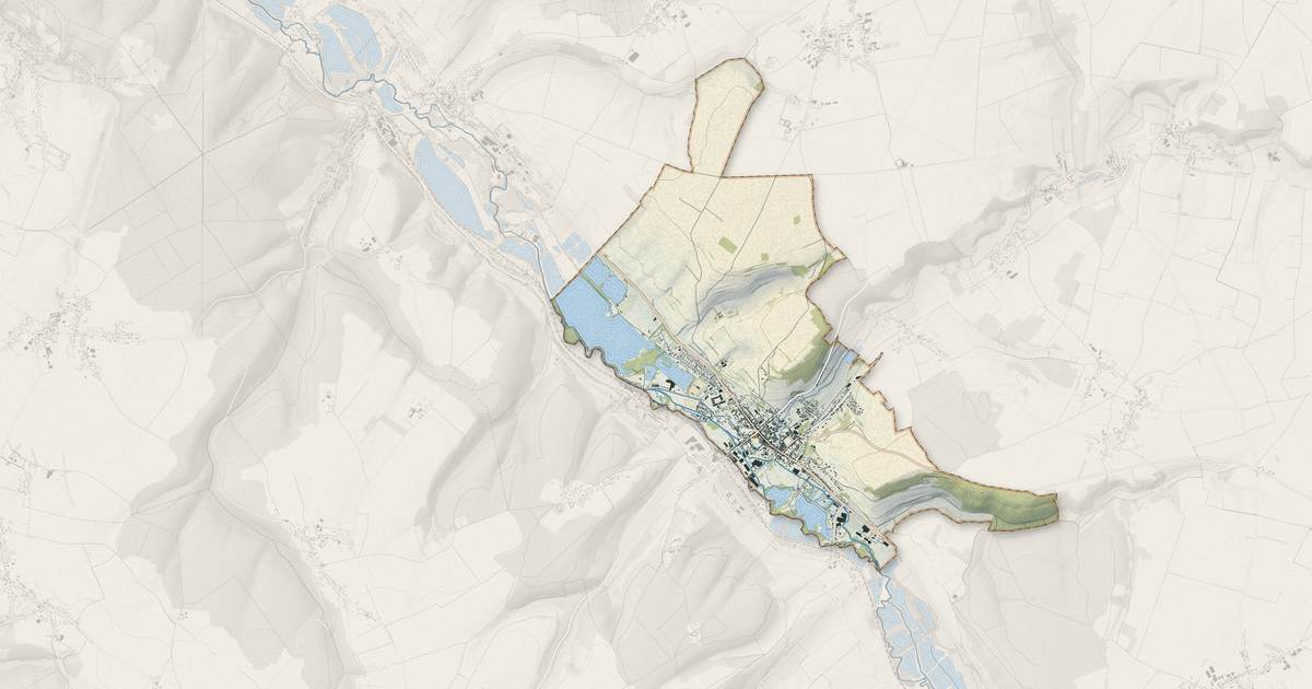 Portrait cartographique de Gamaches : relief, eau, forêts, bâti et voies, calculés à partir des données de l'IGN