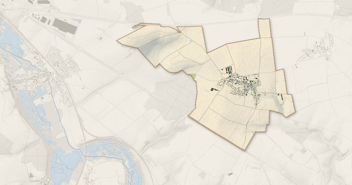 Portrait cartographique de Gentelles : relief, eau, forêts, bâti et voies, calculés à partir des données de l'IGN