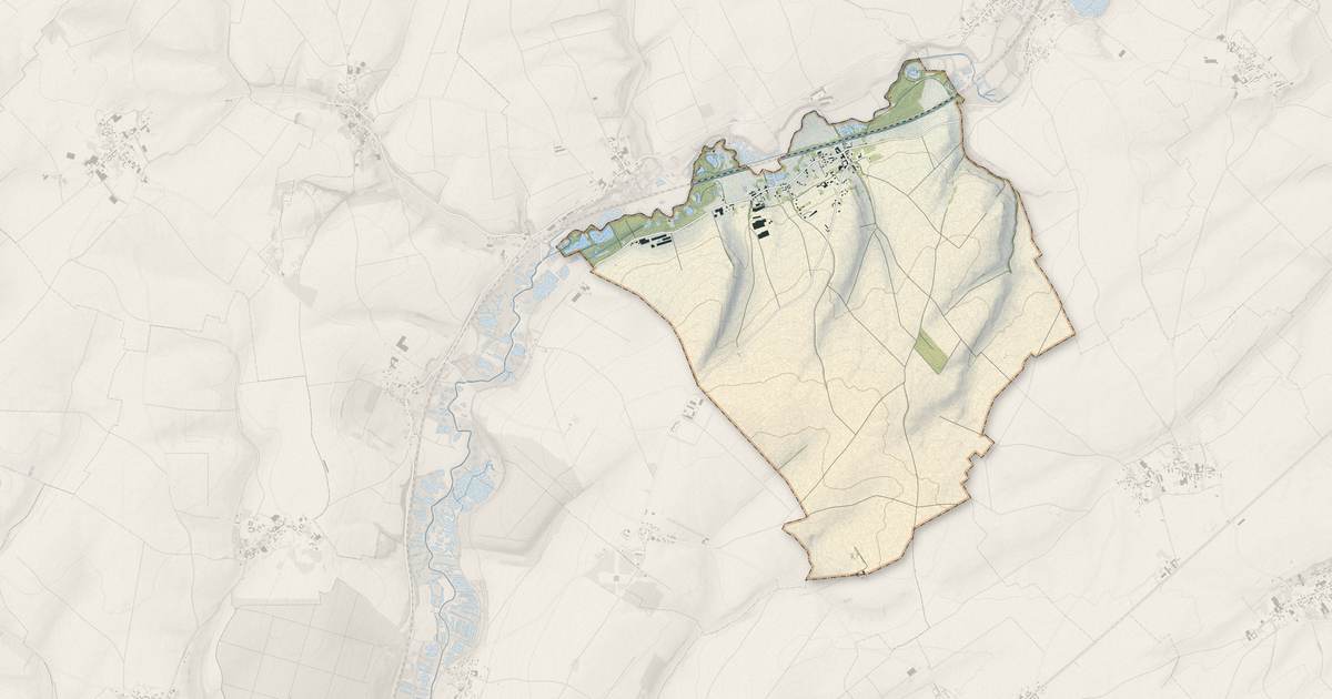 Portrait cartographique de Grandcourt : relief, eau, forêts, bâti et voies, calculés à partir des données de l'IGN