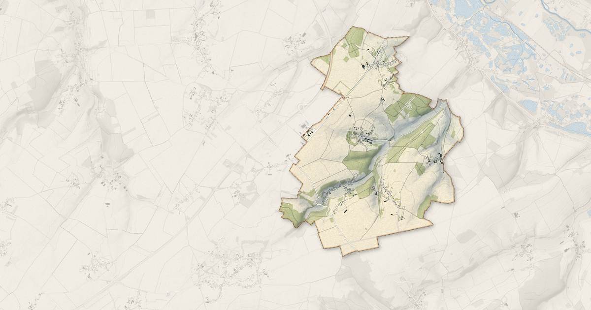 Portrait cartographique de Huchenneville : relief, eau, forêts, bâti et voies, calculés à partir des données de l'IGN