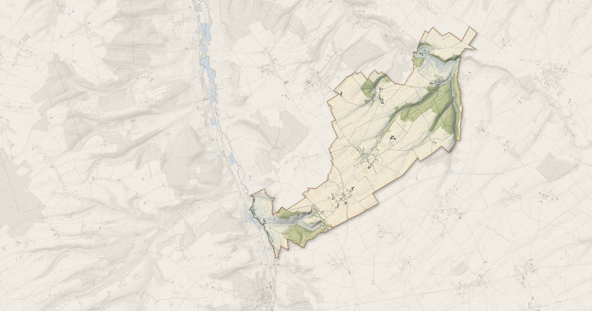 Portrait cartographique de Lafresguimont-Saint-Martin : relief, eau, forêts, bâti et voies, calculés à partir des données de l'IGN