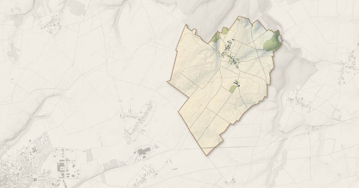 Portrait cartographique de Lignières : relief, eau, forêts, bâti et voies, calculés à partir des données de l'IGN