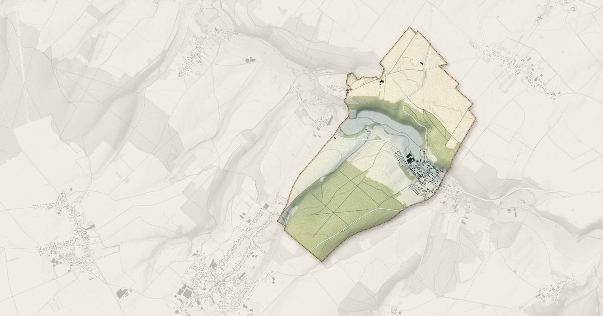 Portrait cartographique de Liomer : relief, eau, forêts, bâti et voies, calculés à partir des données de l'IGN