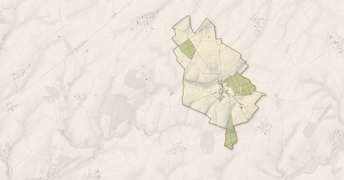 Portrait cartographique de Longueval : relief, eau, forêts, bâti et voies, calculés à partir des données de l'IGN