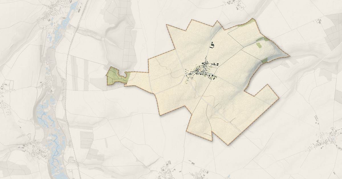 Portrait cartographique de Louvrechy : relief, eau, forêts, bâti et voies, calculés à partir des données de l'IGN