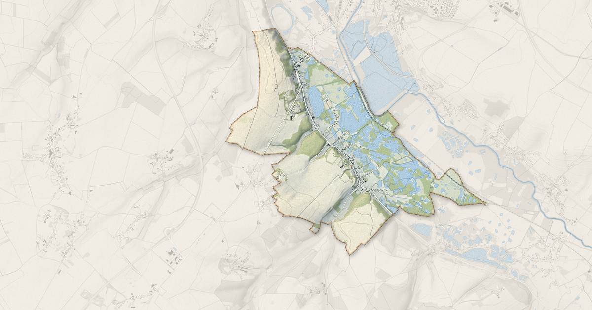 Portrait cartographique de Mareuil-Caubert : relief, eau, forêts, bâti et voies, calculés à partir des données de l'IGN