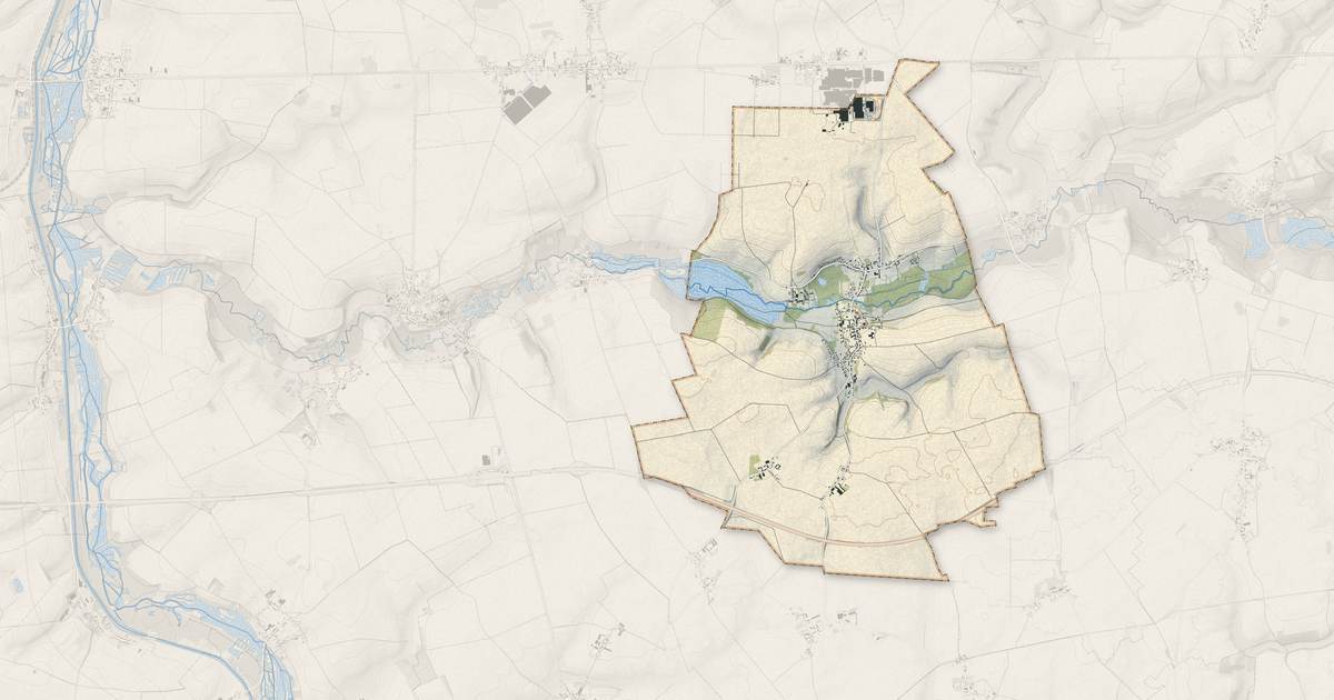 Portrait cartographique de Monchy-Lagache : relief, eau, forêts, bâti et voies, calculés à partir des données de l'IGN