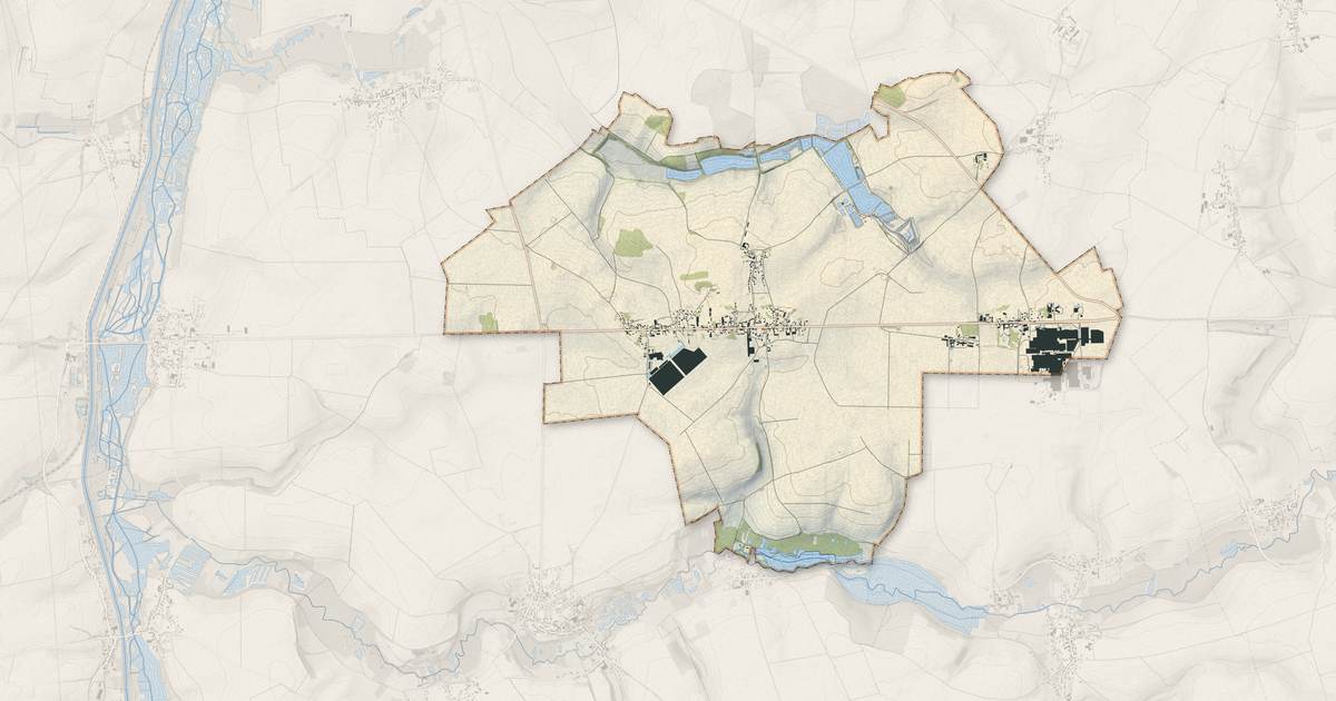 Portrait cartographique de Estrées-Mons : relief, eau, forêts, bâti et voies, calculés à partir des données de l'IGN