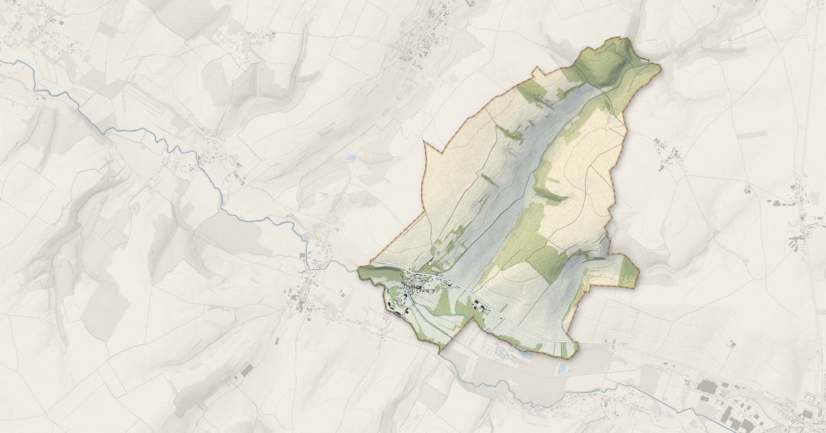 Portrait cartographique de Occoches : relief, eau, forêts, bâti et voies, calculés à partir des données de l'IGN