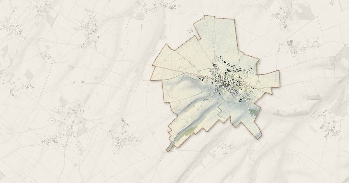Portrait cartographique de Oisemont : relief, eau, forêts, bâti et voies, calculés à partir des données de l'IGN