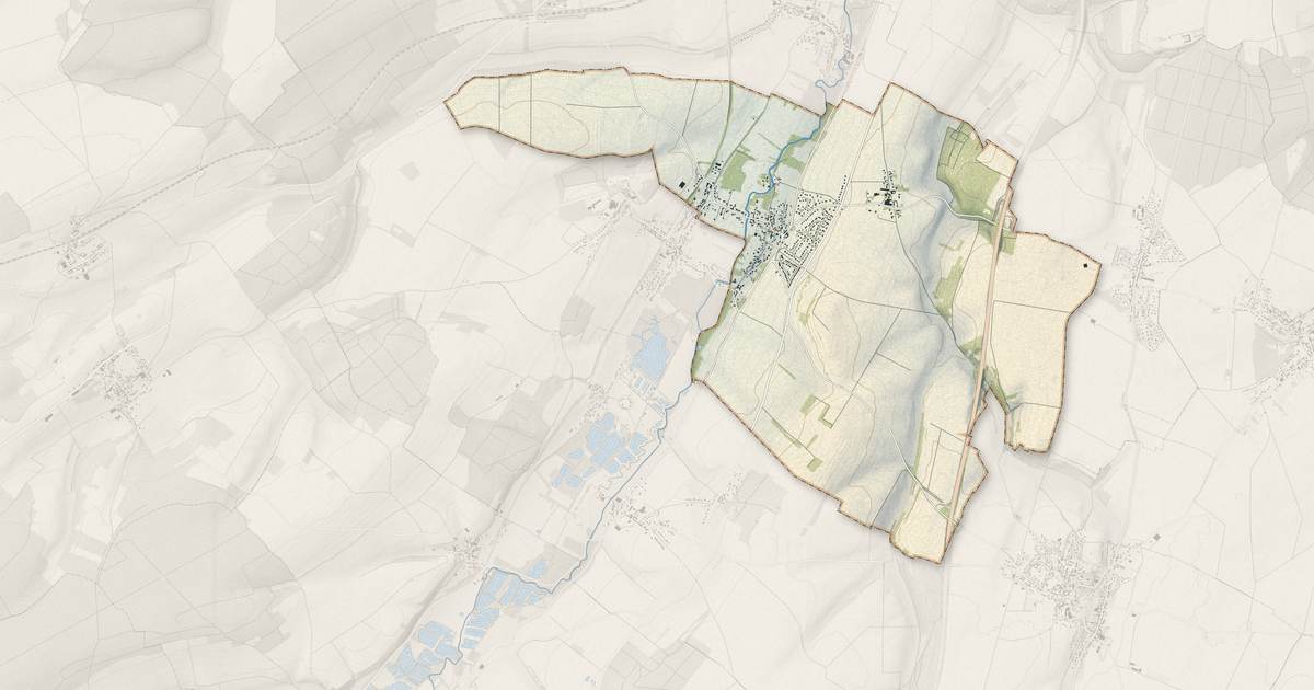 Portrait cartographique de Plachy-Buyon : relief, eau, forêts, bâti et voies, calculés à partir des données de l'IGN