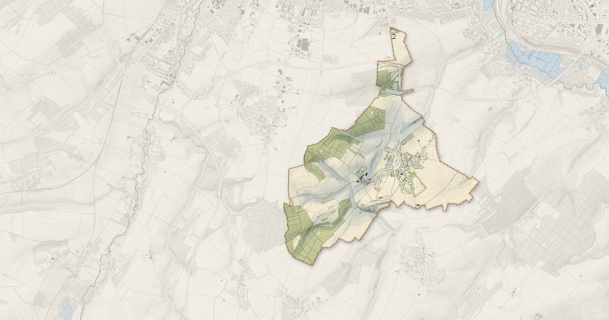 Portrait cartographique de Saint-Fuscien : relief, eau, forêts, bâti et voies, calculés à partir des données de l'IGN