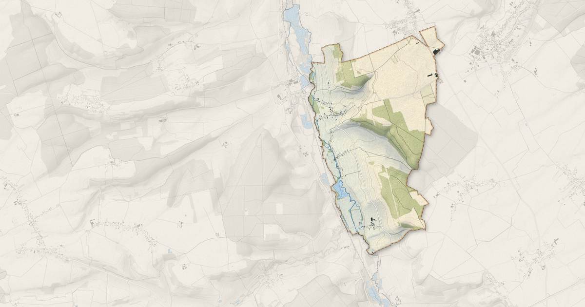 Portrait cartographique de Saint-Germain-sur-Bresle : relief, eau, forêts, bâti et voies, calculés à partir des données de l'IGN