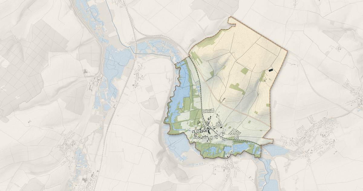 Portrait cartographique de Thézy-Glimont : relief, eau, forêts, bâti et voies, calculés à partir des données de l'IGN