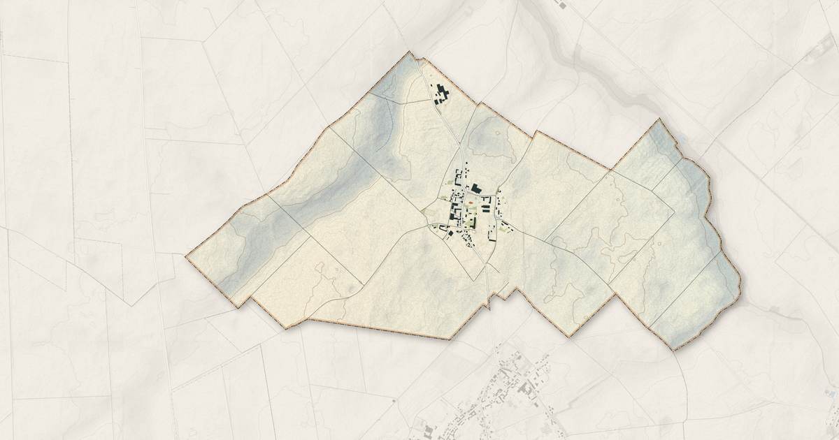 Portrait cartographique de Verpillières : relief, eau, forêts, bâti et voies, calculés à partir des données de l'IGN