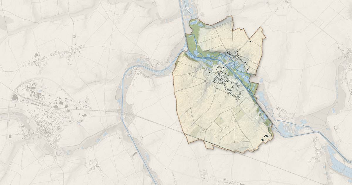 Portrait cartographique de Voyennes : relief, eau, forêts, bâti et voies, calculés à partir des données de l'IGN