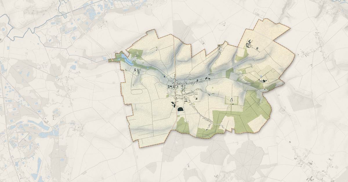 Portrait cartographique de Vron : relief, eau, forêts, bâti et voies, calculés à partir des données de l'IGN