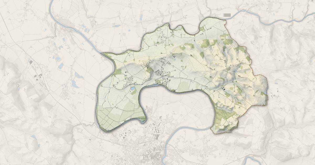 Portrait cartographique de Ambres : relief, eau, forêts, bâti et voies, calculés à partir des données de l'IGN