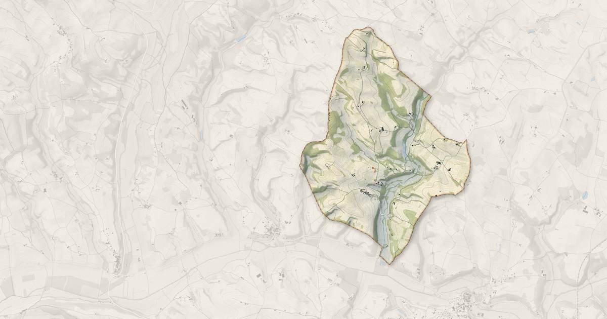 Portrait cartographique de Andillac : relief, eau, forêts, bâti et voies, calculés à partir des données de l'IGN