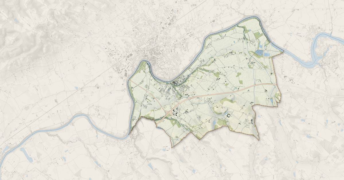 Portrait cartographique de Brens : relief, eau, forêts, bâti et voies, calculés à partir des données de l'IGN