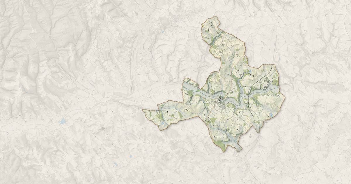 Portrait cartographique de Cahuzac-sur-Vère : relief, eau, forêts, bâti et voies, calculés à partir des données de l'IGN