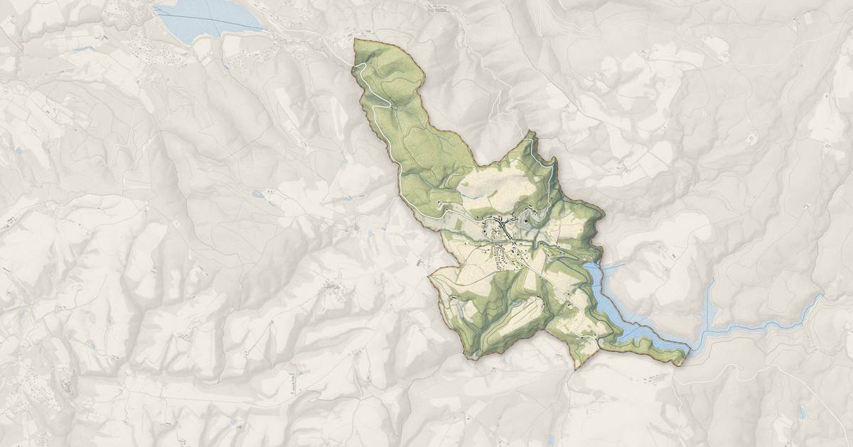 Portrait cartographique de Les Cammazes : relief, eau, forêts, bâti et voies, calculés à partir des données de l'IGN