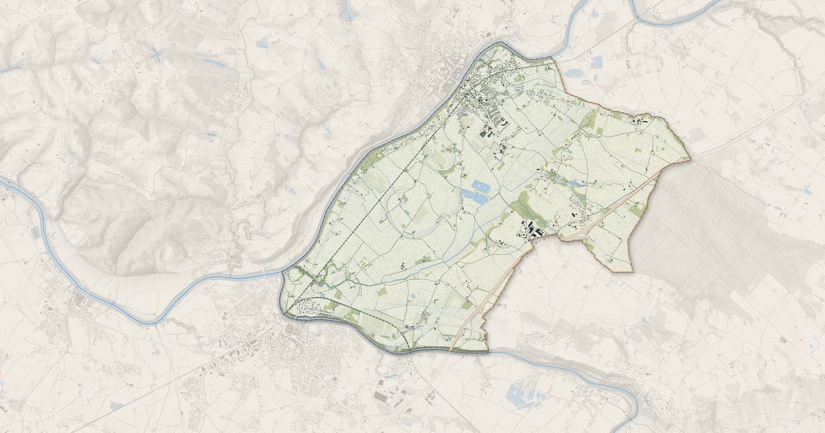 Portrait cartographique de Coufouleux : relief, eau, forêts, bâti et voies, calculés à partir des données de l'IGN