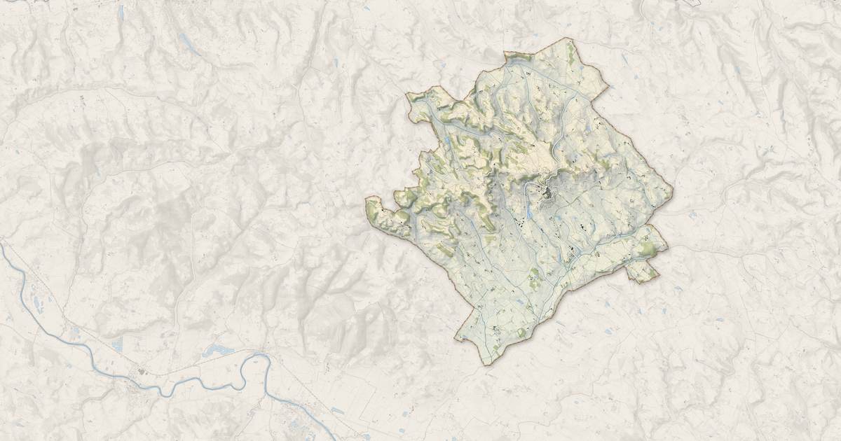 Portrait cartographique de Lautrec : relief, eau, forêts, bâti et voies, calculés à partir des données de l'IGN