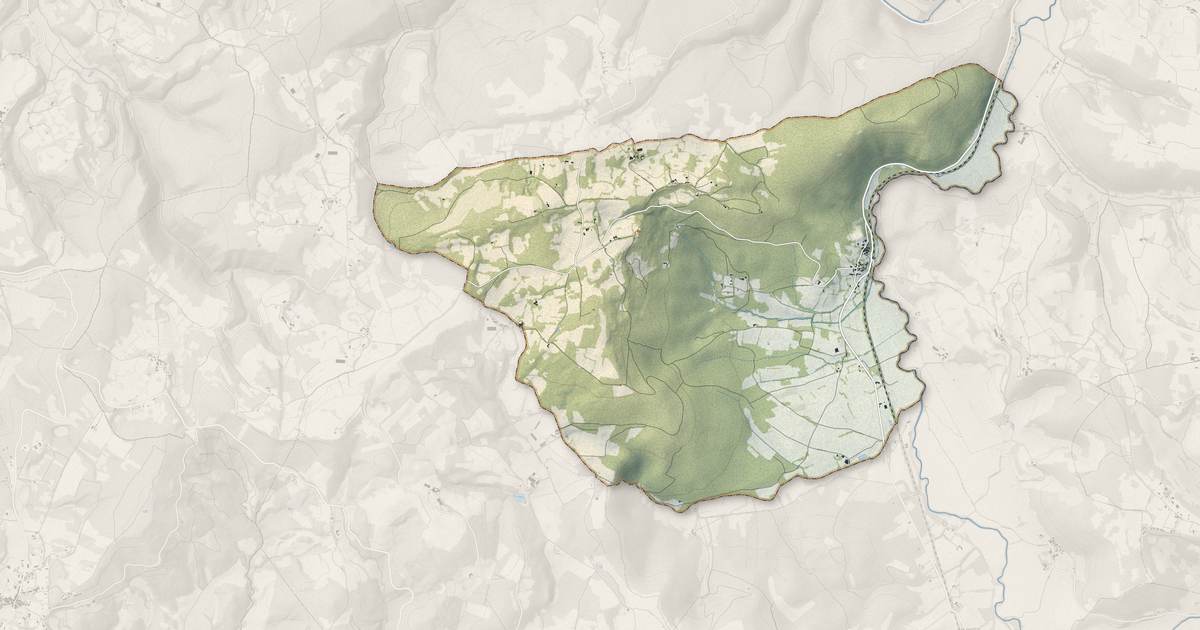 Portrait cartographique de Marnaves : relief, eau, forêts, bâti et voies, calculés à partir des données de l'IGN