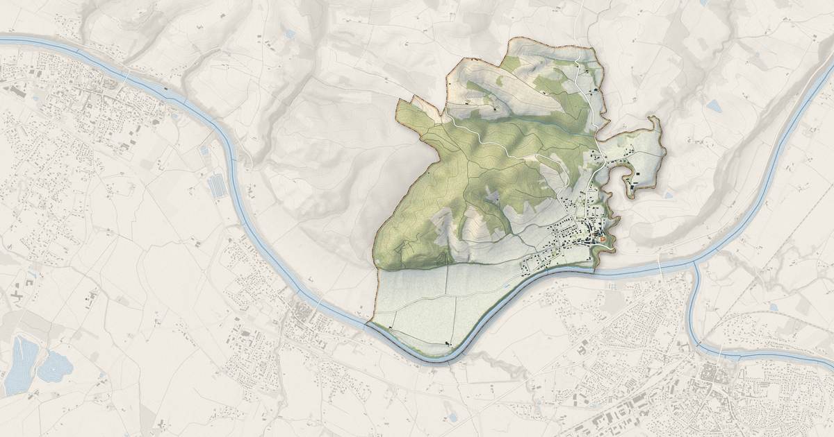 Portrait cartographique de Mézens : relief, eau, forêts, bâti et voies, calculés à partir des données de l'IGN