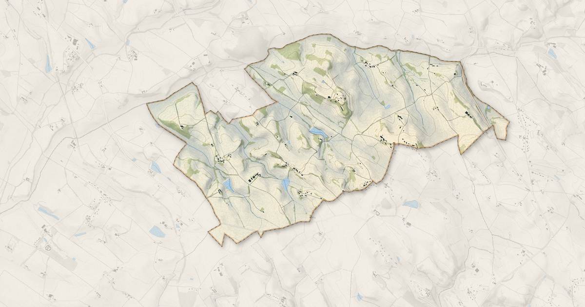 Portrait cartographique de Montpinier : relief, eau, forêts, bâti et voies, calculés à partir des données de l'IGN