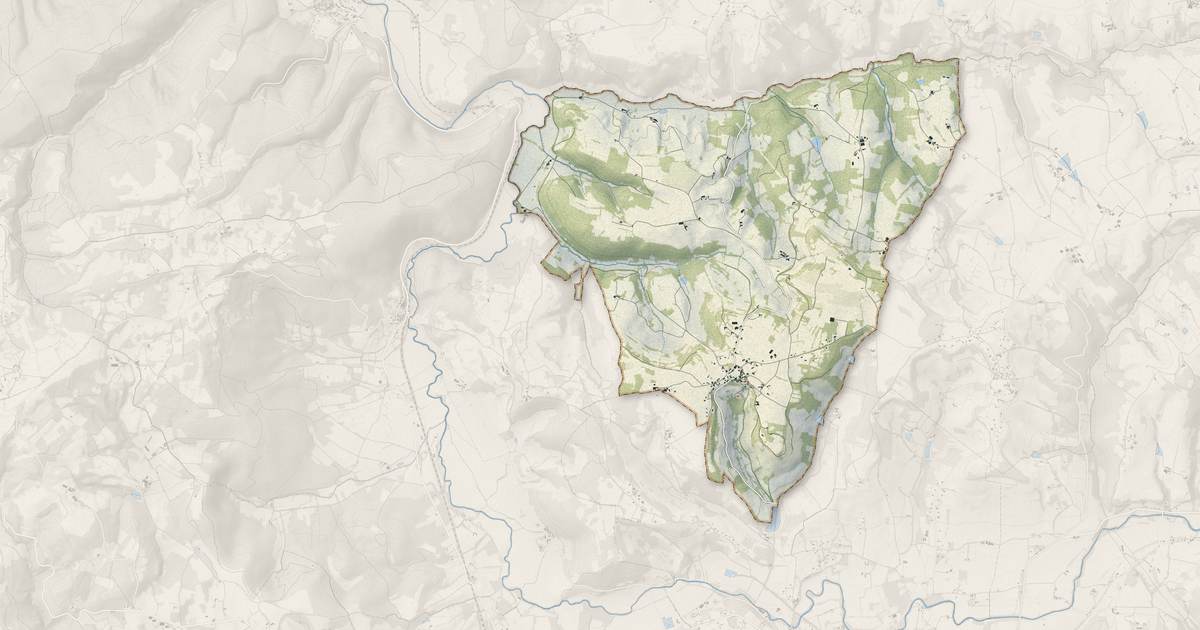 Portrait cartographique de Mouzieys-Panens : relief, eau, forêts, bâti et voies, calculés à partir des données de l'IGN
