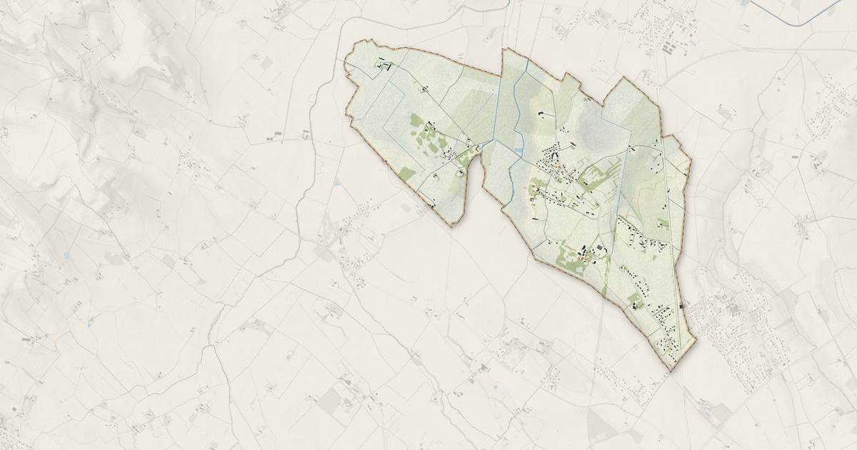 Portrait cartographique de Palleville : relief, eau, forêts, bâti et voies, calculés à partir des données de l'IGN