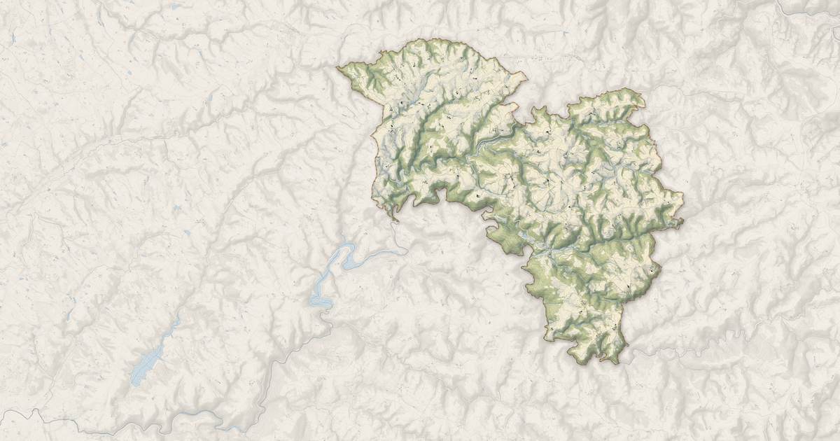 Portrait cartographique de Paulinet : relief, eau, forêts, bâti et voies, calculés à partir des données de l'IGN
