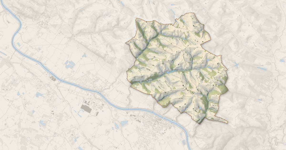 Portrait cartographique de Roquemaure : relief, eau, forêts, bâti et voies, calculés à partir des données de l'IGN