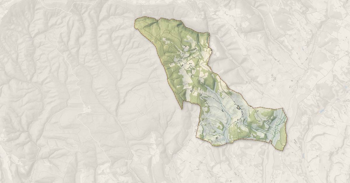 Portrait cartographique de Saint-Beauzile : relief, eau, forêts, bâti et voies, calculés à partir des données de l'IGN
