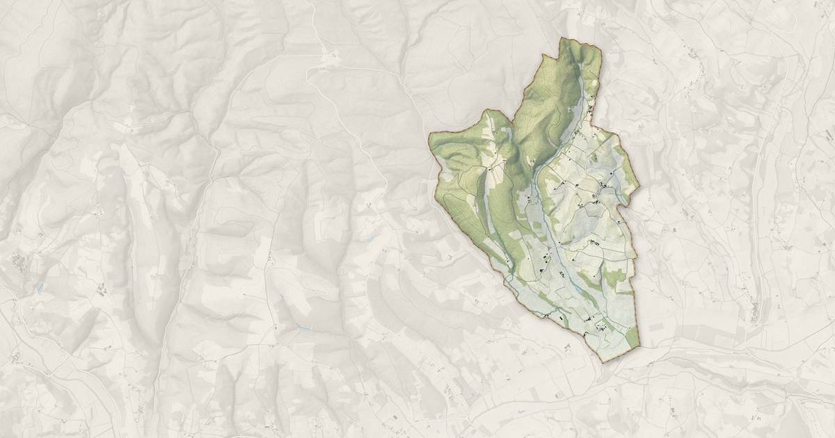 Portrait cartographique de Sainte-Cécile-du-Cayrou : relief, eau, forêts, bâti et voies, calculés à partir des données de l'IGN