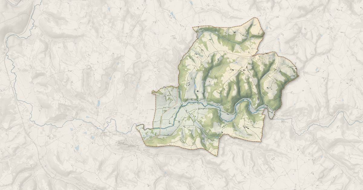 Portrait cartographique de Saint-Marcel-Campes : relief, eau, forêts, bâti et voies, calculés à partir des données de l'IGN