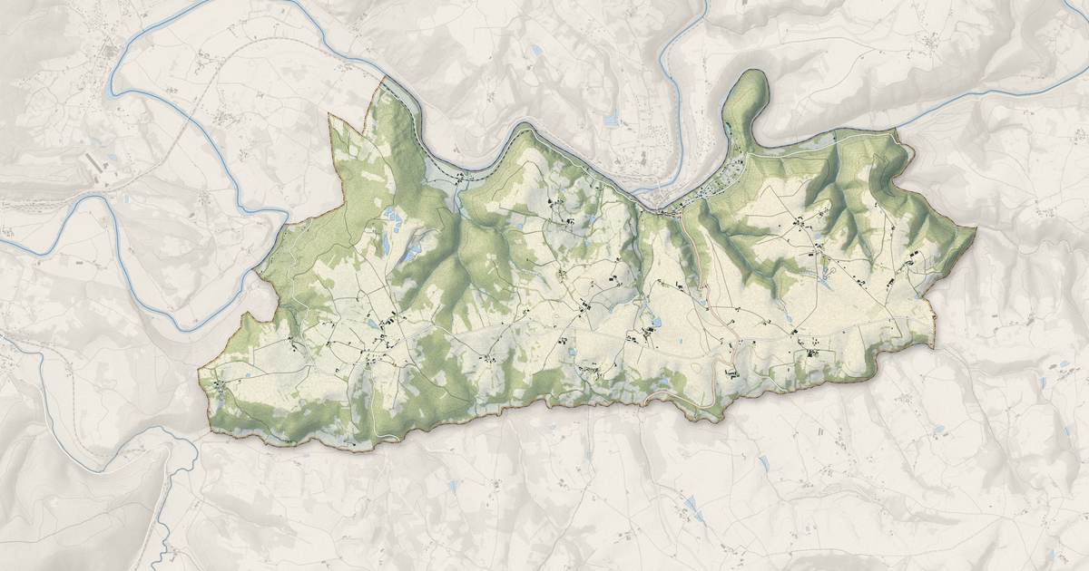 Portrait cartographique de Saint-Martin-Laguépie : relief, eau, forêts, bâti et voies, calculés à partir des données de l'IGN
